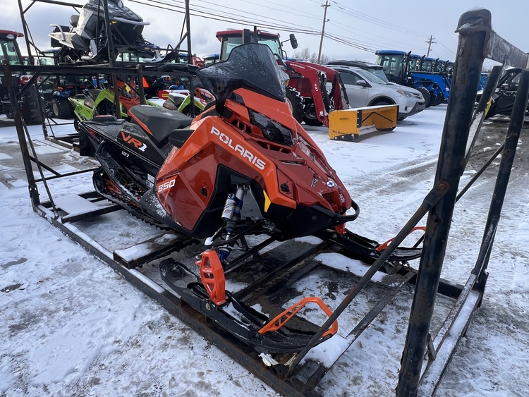 2024 POLARIS 850 INDY VR1 137